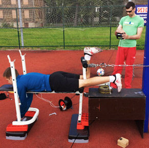 Миниатюра для записи Effect of KAATSU-training on the maximum voluntary isometric contraction of lower extremity muscles of qualified football players