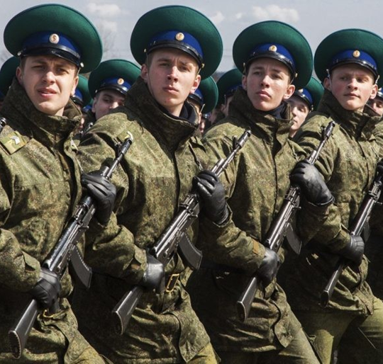 Пример однородной выборки - солдаты, участвующие в параде 9 мая